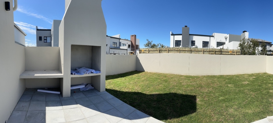 3 Bedroom Property for Sale in Sandown Western Cape
